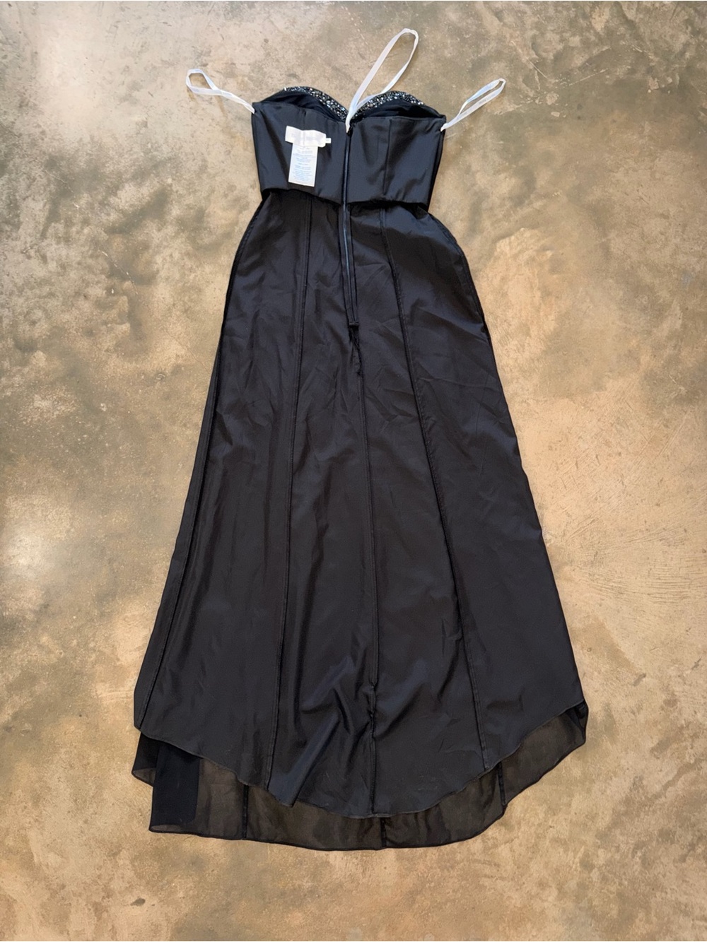 David’s Bridal Black Strapless Beaded Sweetheart Formal Dress Size 2 - Picture 9 of 12